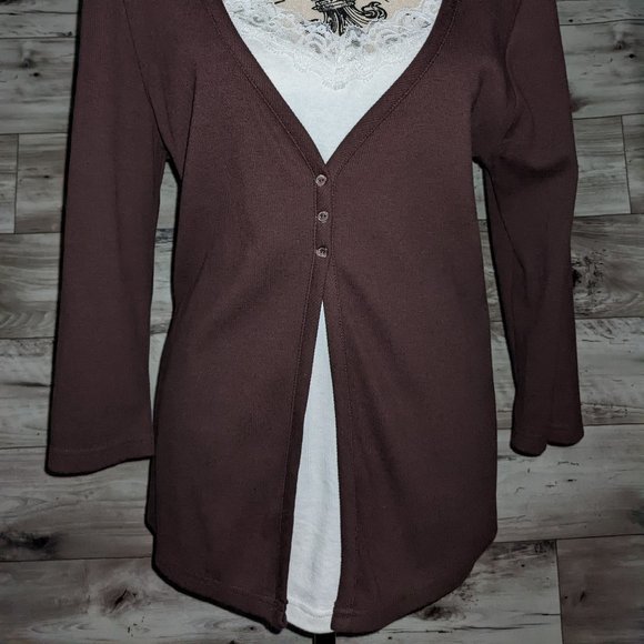 Essentials* Women's 3/4 Sleeve V-Neck Straight Hem Pullover Lace Blouse~ Size XL - Picture 4 of 15